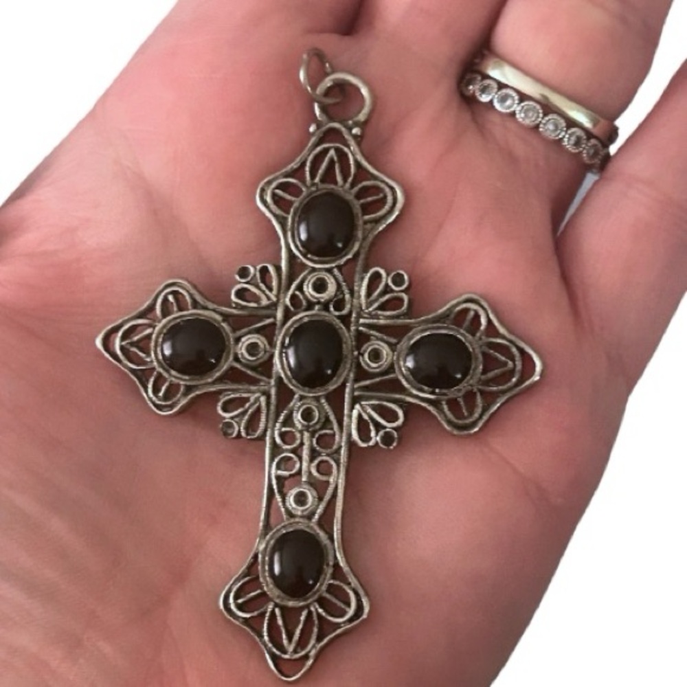 Vintage Retro Large Ornate Filigree Religious Cross Pendant Black Enamel Goth - Picture 3 of 3